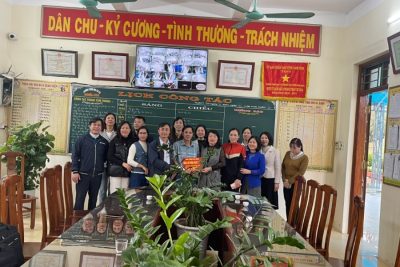 CÔNG TY QUẢNG CÁO PHƯỢNG TÙNG TRAO QÙA TẶNG